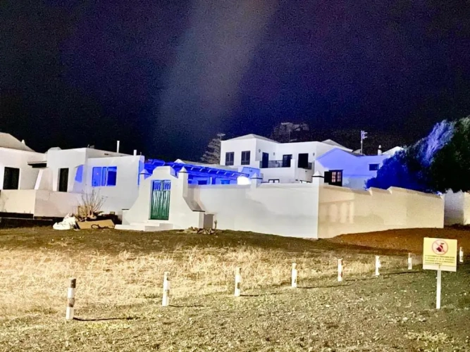 3 Bedrooms Villa