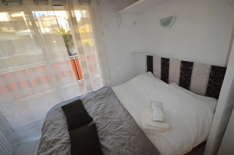 Elegant one-bedroom flat MarieAntoinette