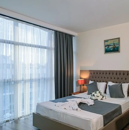 Standard Double room with city view