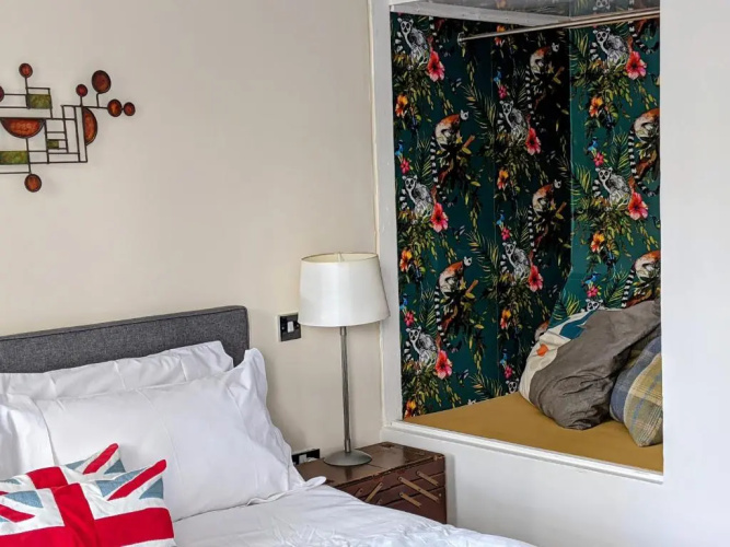 Panoramic sea views, sleeps 4, Torquay