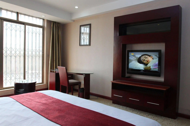 Rich Hotel(广州贵富园酒店)