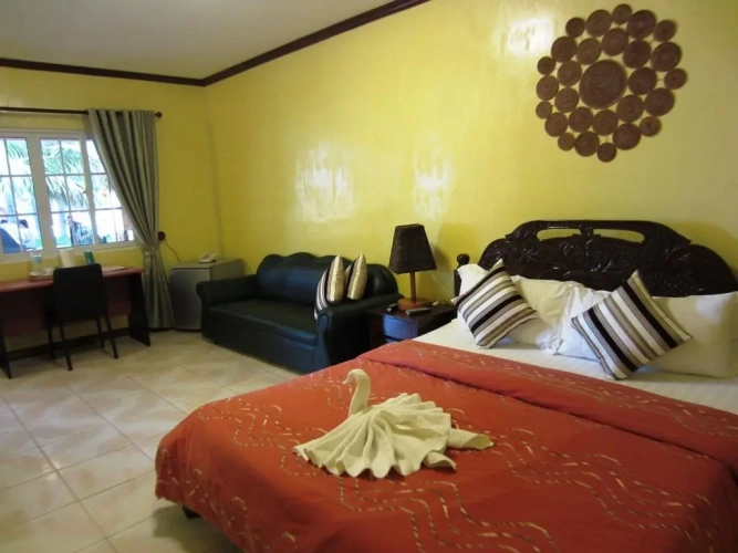 Deluxe Double room with pool view