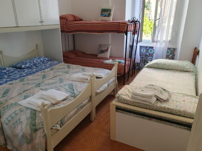 3 Bedrooms Apartment