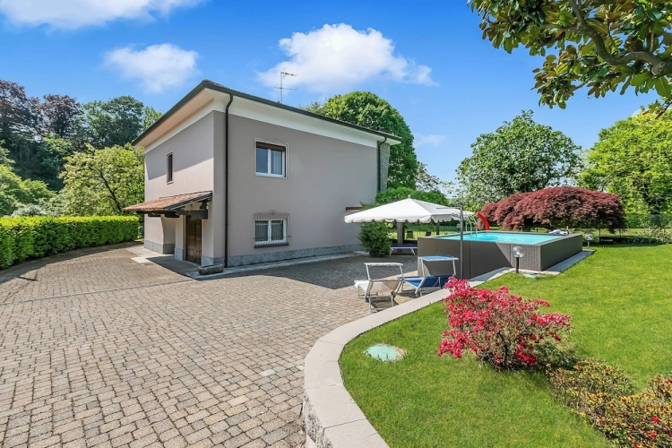 Family Villa with balcony