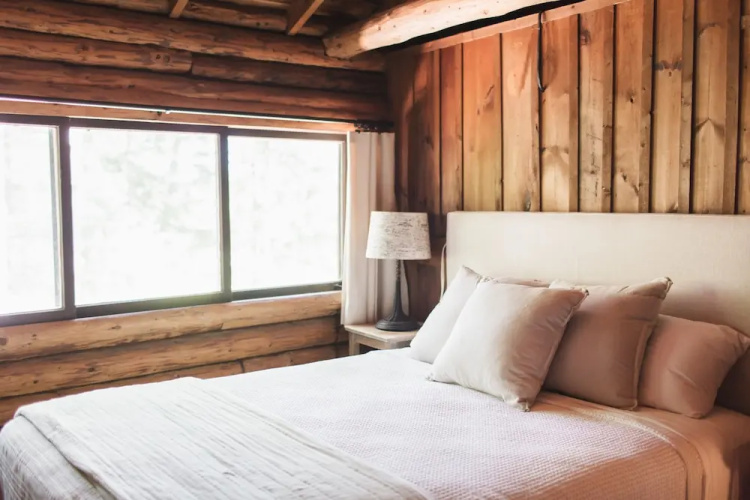 43 Crooked Pine Cabin 5 Bedrooms 2 Bathrooms Cabin