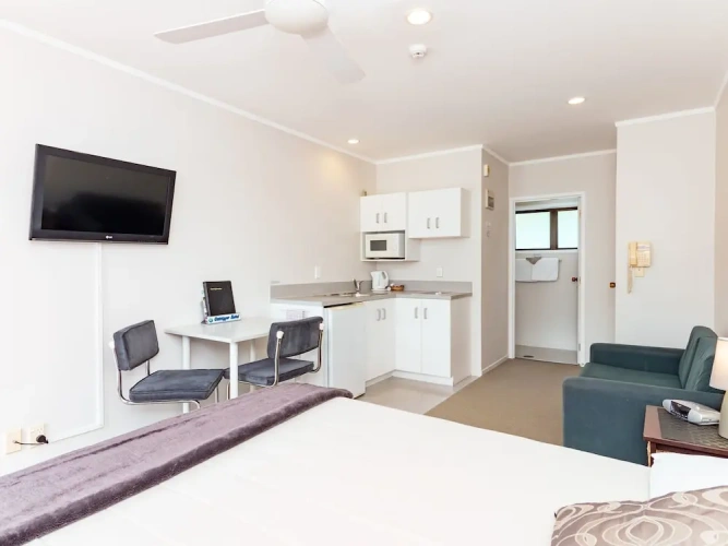 1 Bedroom Standard Family room