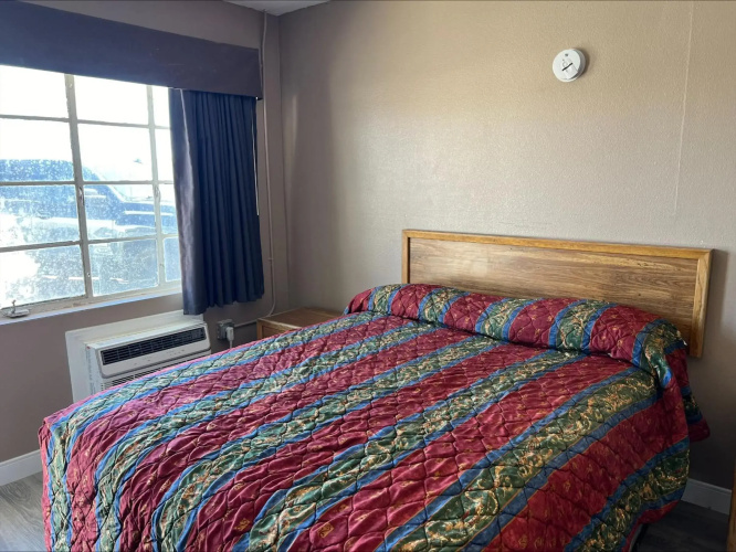 Carl's Motel