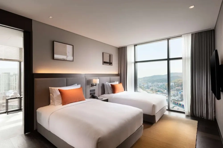 Premium Quadruple Suite