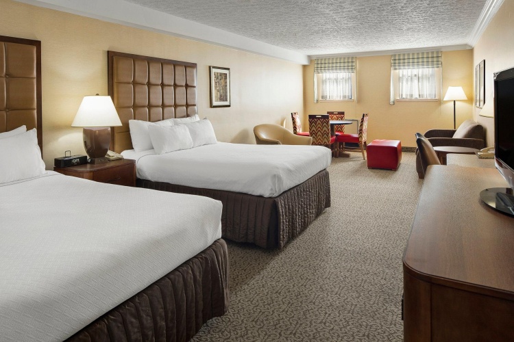 Premium Quadruple room