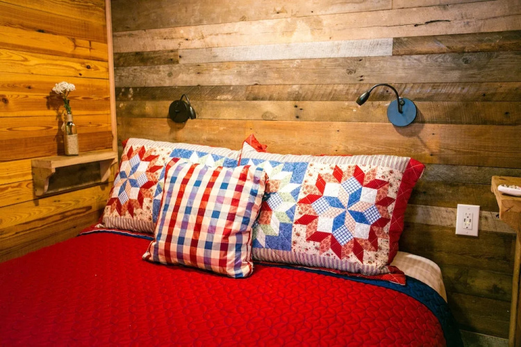 Long Cove Cabins
