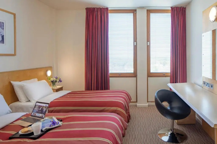 St Giles Heathrow Hotel