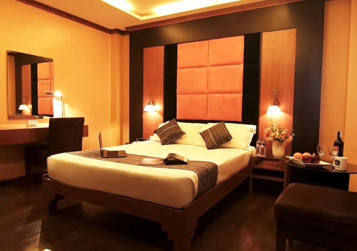 Hotel La Corona Manila
