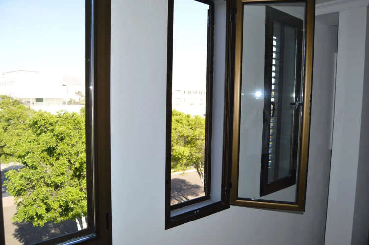 Moai Loft