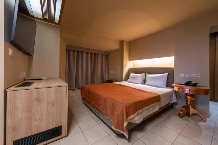 Aegeon Beach Hotel