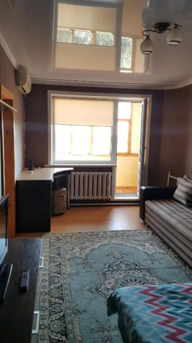 Apartment on Кривенко 81