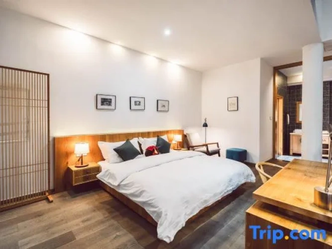 Deluxe Double Suite