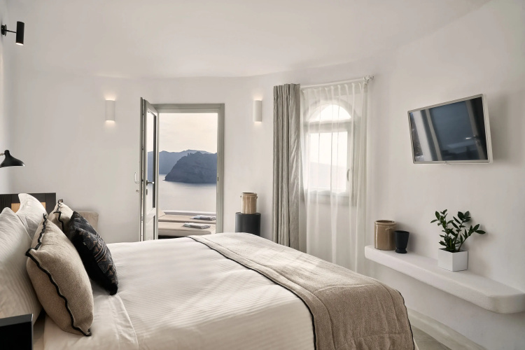 Charisma Suites
