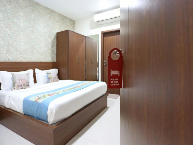 Hotel Swastika
