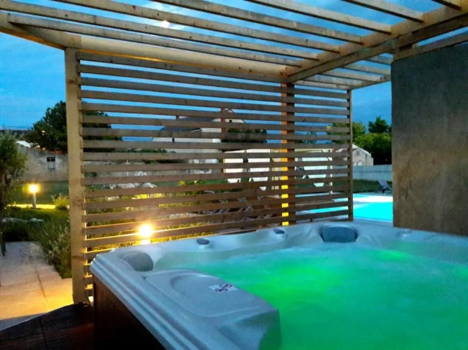 2 Bedrooms Apartment with balcony and with view