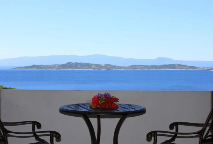 Athorama Hotel