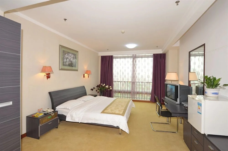 Nanning Zelin Hotel