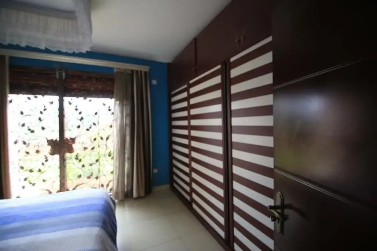 UM Apartments