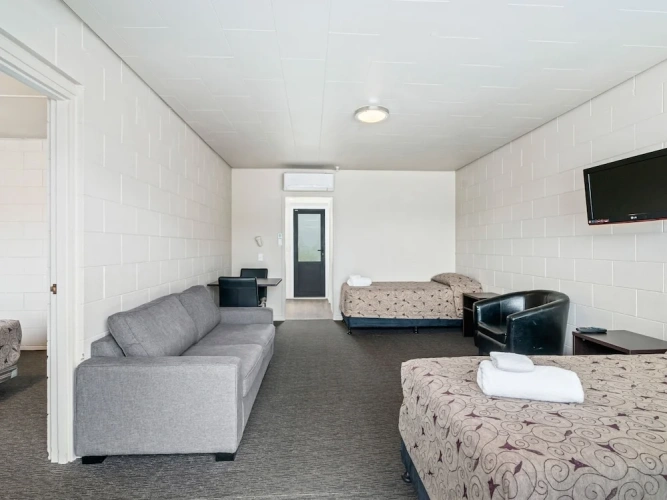 1 Bedroom Deluxe Apartment with lake view
