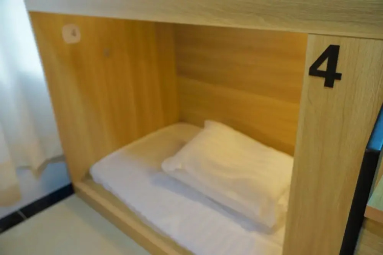 Waveflo Hostel