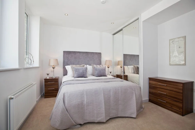 One Whites Row