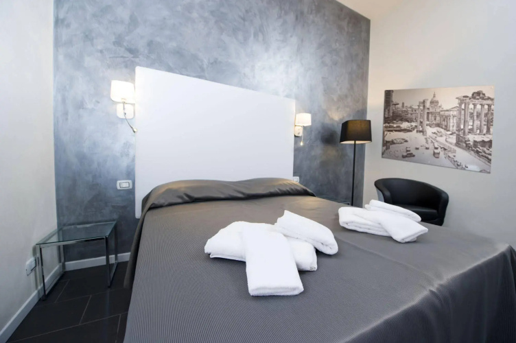 Grey&White B&B