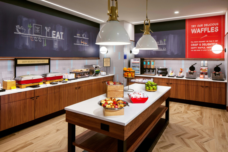 Hampton Inn Boston Seaport District photo 14