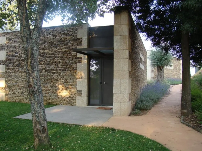 Standard Twin room with mountain view