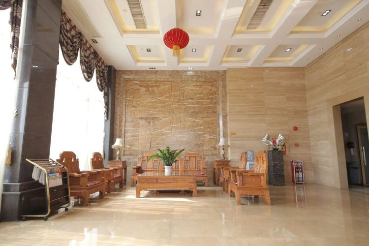 Oubon International Hotel