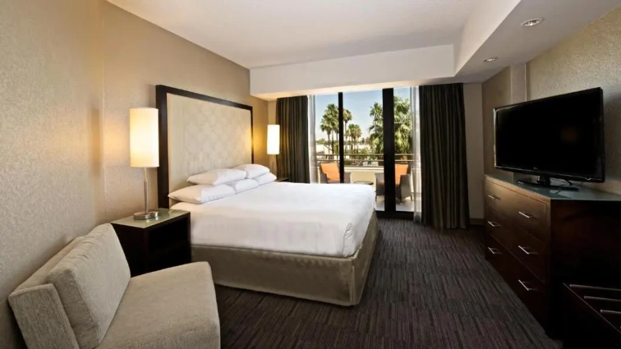 Double Suite with mountain view