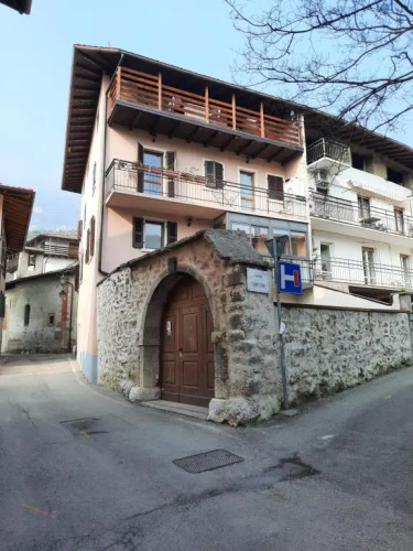 Mara House