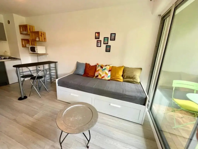 Studio entre la place des 5 cantons et la plage