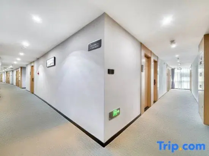 Yulan Hotel