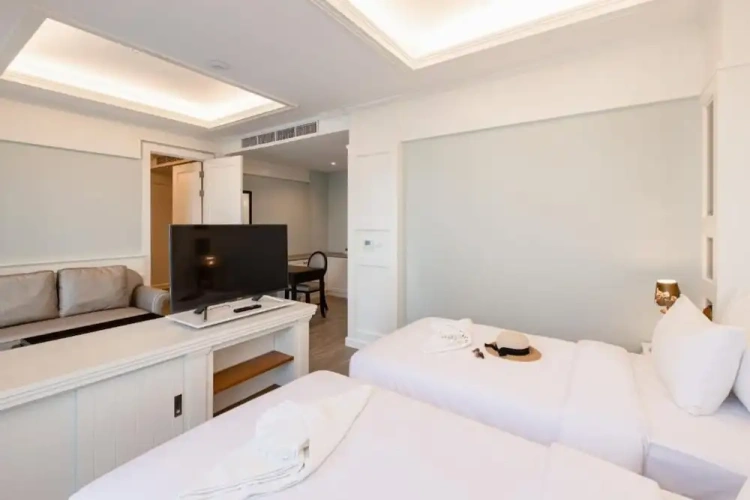 Premier Twin Suite with balcony