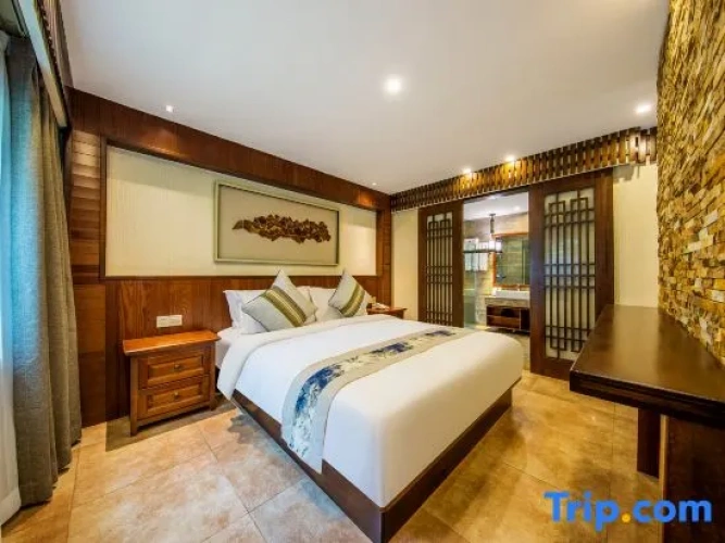 Quadruple Family Suite
