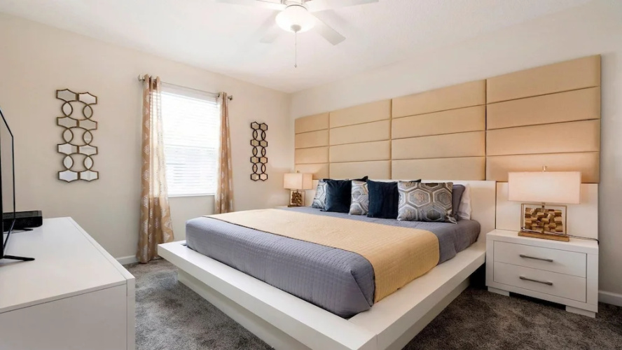 Spacious Villa With Private Pool & Games