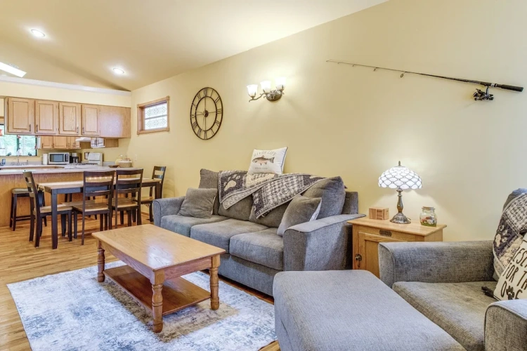 2 Bedrooms Cottage