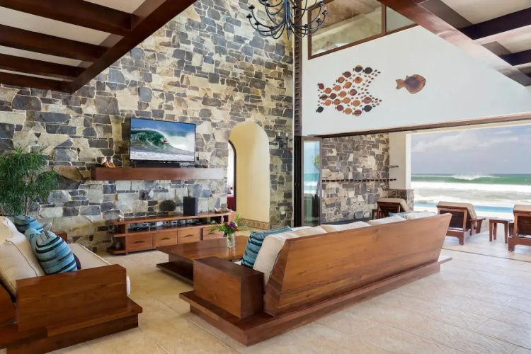 Fort Walker (Beachfront House+Studio)