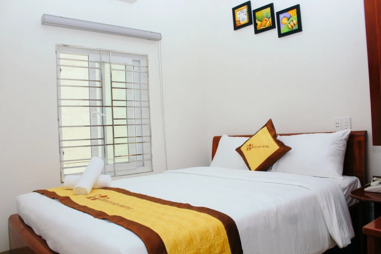 Khách Sạn Tường Vy