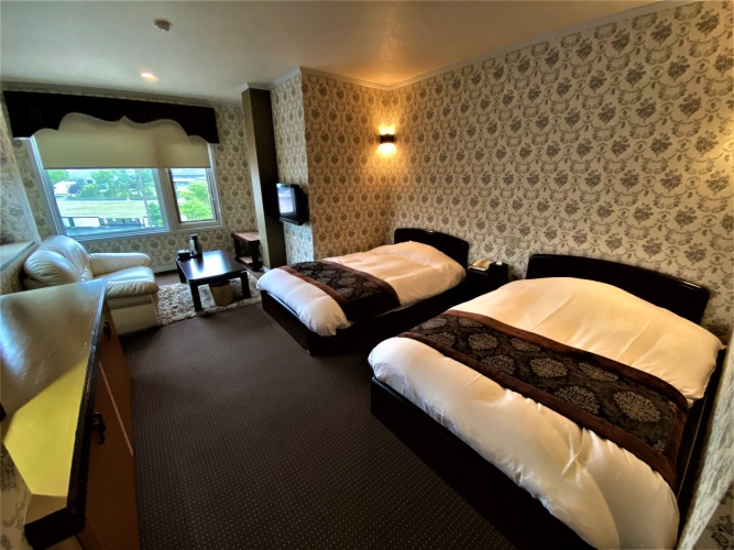 Standard Twin room with mountain view
