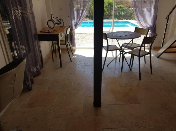 Standard Quadruple room with garden view
