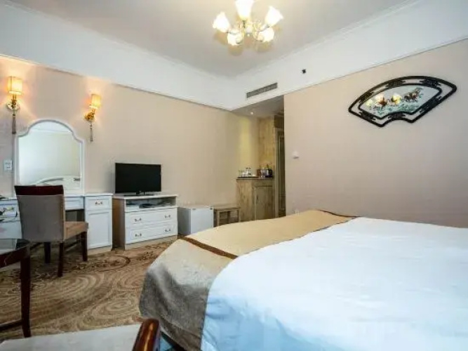 Huchuan Hotel