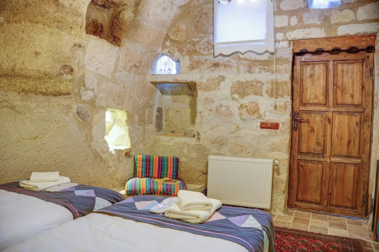 Gibos Cave Hotel