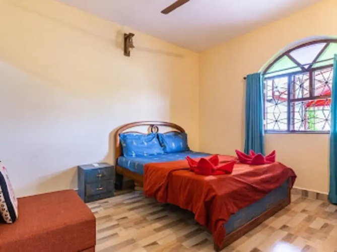 Colors by OYO Rooms