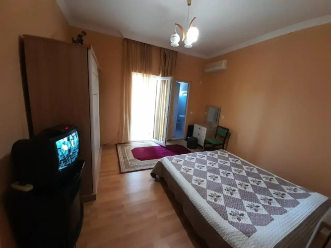 Kemeni Guest House