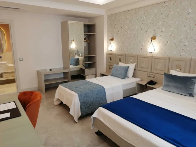 Deluxe Triple room